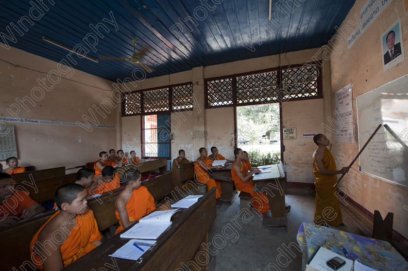 Monks School VT 13 
 Keywords: Vientiane, Laos, lessons, Buddhist, monks, monastery, English, classroom, teacher, pupils